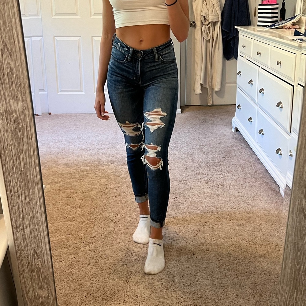 ripped skinny jeans